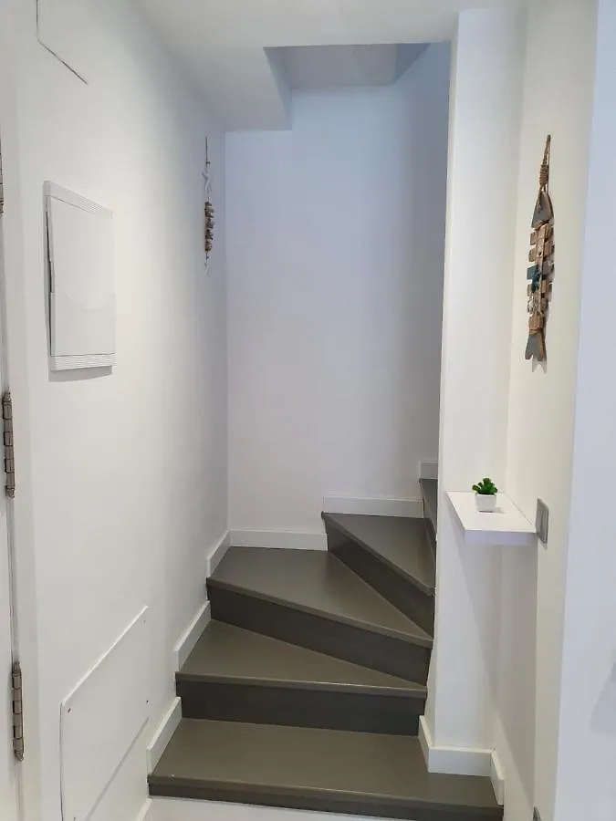 Apartment Moderno Duplex Comfort Roses Spain