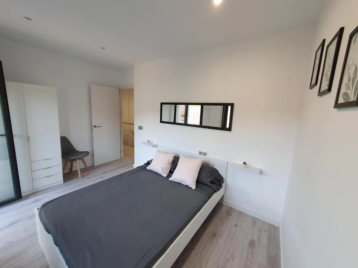 Moderno Duplex Comfort Roses Appartement